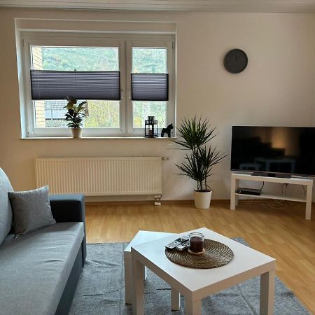 טראבן-טרארבאך Ferienwohnung Am Waldrand מראה חיצוני תמונה